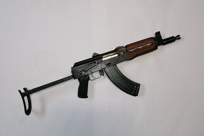 Private Shooting Experience Stalingrad Package in Budapest - Who should book this experience?