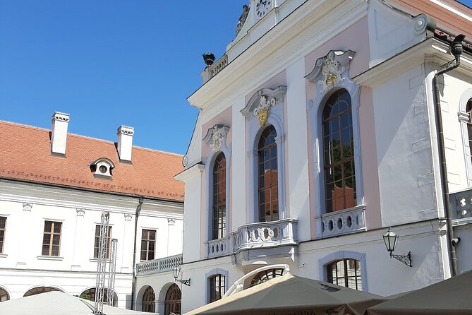 Private Sissi Castle Tour - Who should book this palace tour?