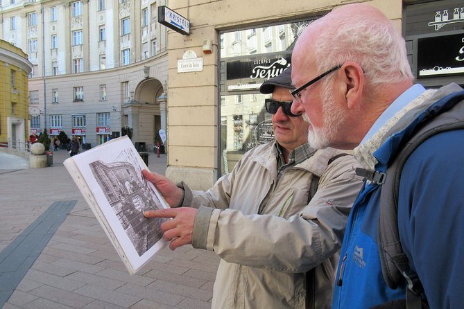 Rise Against the Soviet: The 1956 Revolution - Private Tour - The former White House and Imre Nagy