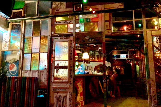 Ruin Pub Walking Tour with a Local Hostess in Budapest - Why this Budapest walk works well on a first evening