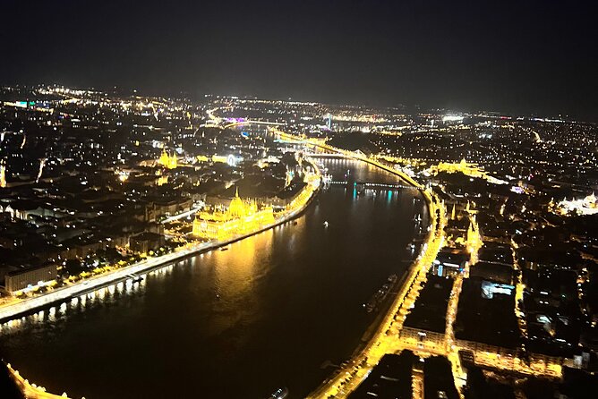 Sightseeing flight over Budapest - A private flight changes the feel of the outing