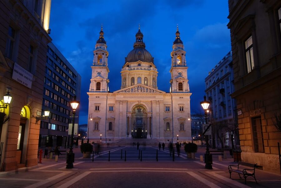 St. Stephen's Basilica: VIP Concert & After Hours Dome Visit - The main aisle, mosaics, and church details