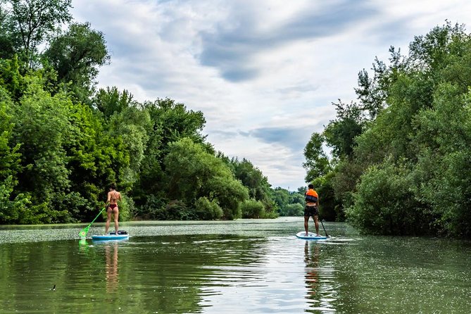 SUP Budapest: Sunset tour - Safety equipment and river confidence