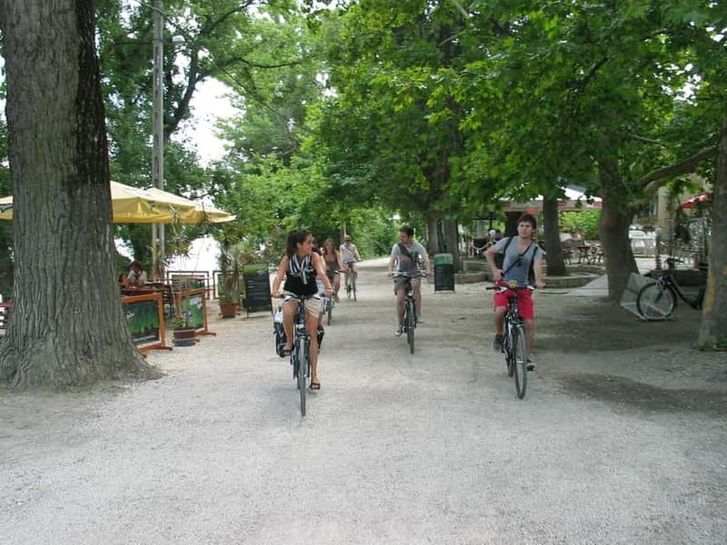 Szentendre Bike & Train Tour by Budapest Bike Breeze - Following the Danube toward Szentendre