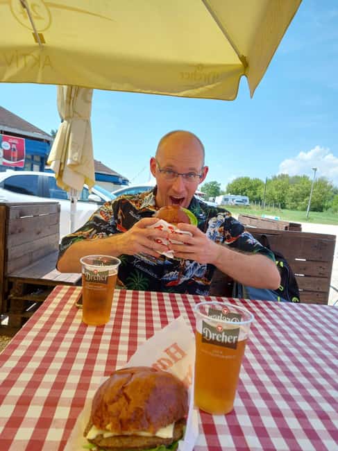 Szentendre by Bike: Self Guided Bike Rental Package! - Arriving in Szentendre’s Old Town