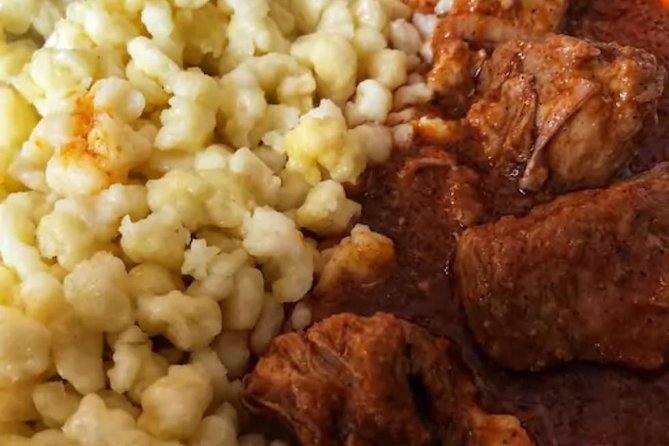 Taste Budapest - Fat Boy Foodies Walk - Why the guide matters here