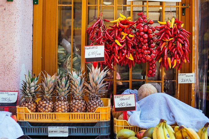 The Award-Winning Private Food Tour of Budapest: 6 or 10 Tastings - Szimpla Kert adds Budapest’s ruin-bar character