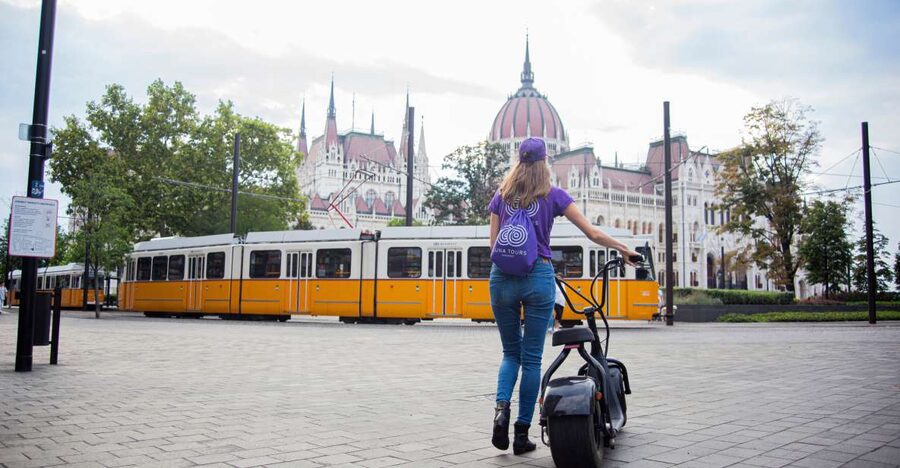 Top sights of Pest downtown on e-scooters incl. Parliament - Why this Pest e-scooter tour works well