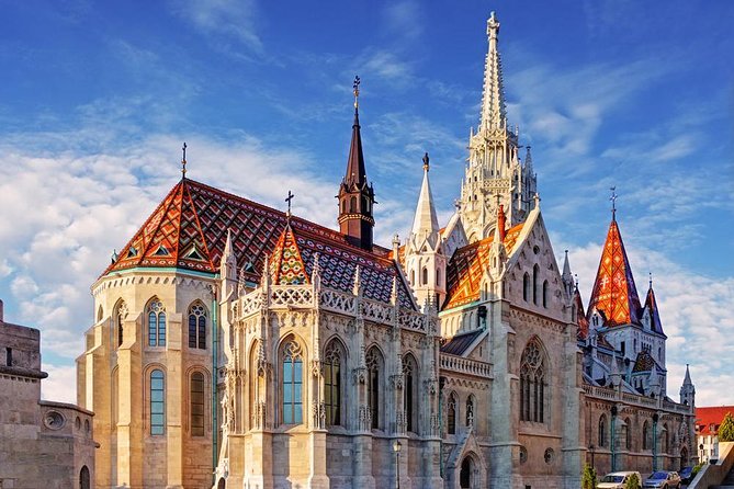 Walk in Buda with Hospital in the Rock Underground Cave Visit - Sándor Palace and the changing of the guard setting