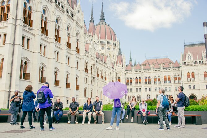 Walking Tour Budapest incl. the Shoes on the Danube Bank - Why this is a smart first walk in Budapest