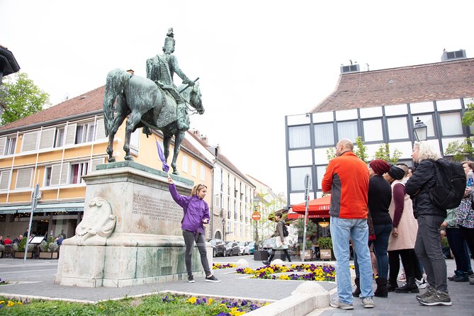 Walking tour in the Buda Castle incl. Fisherman's Bastion - Matthias Fountain and Buda Castle