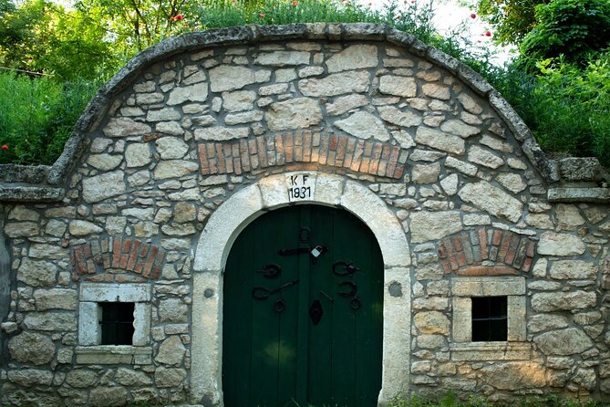 Wine Tasting in the Countryside from Budapest - What the three-hour schedule really gives you