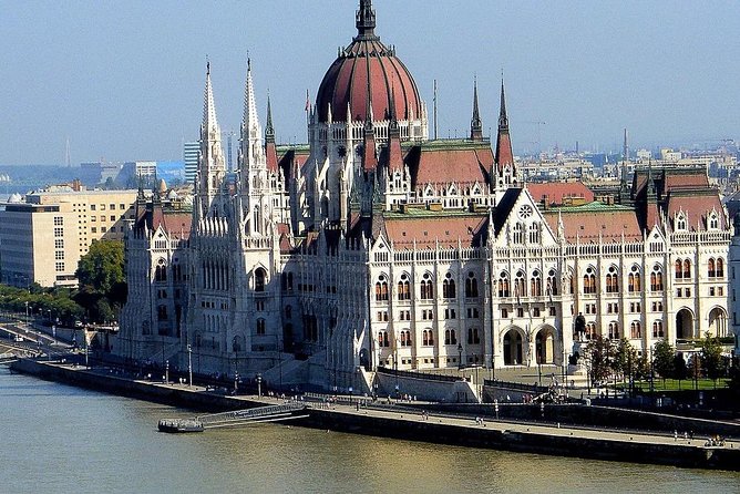 Wonders of Budapest, private tour by car! - Fisherman’s Bastion and Buda Castle: the walking test