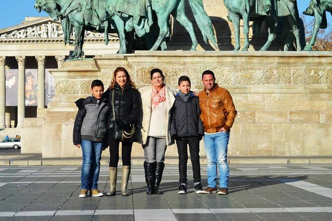 Wonders of Budapest, private tour by car! - The Great Synagogue and St. Stephen’s Basilica